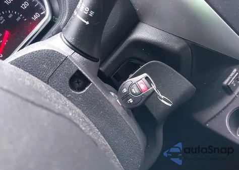 2019 Nissan Versa S/S Plus/Sv z USA, uszkodzony, nr VIN 3N1CN7AP5KL851335